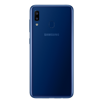 Samsung A20 warna biru tampak belakang dengan dual camera. Ketahui info harga A20 Samsung resmi di Samsung Indonesia.