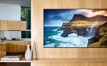 The side of wall-mounted QLED.