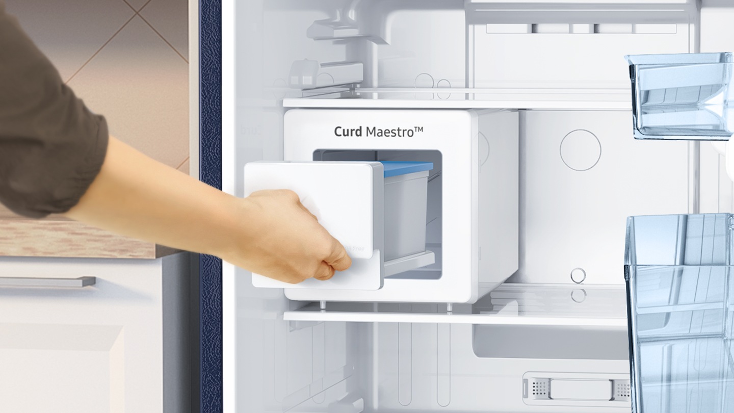 Samsung Curd Maestro™ Frost Free Refrigerator