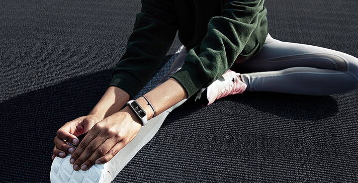 Samsung gear fit store terbaru