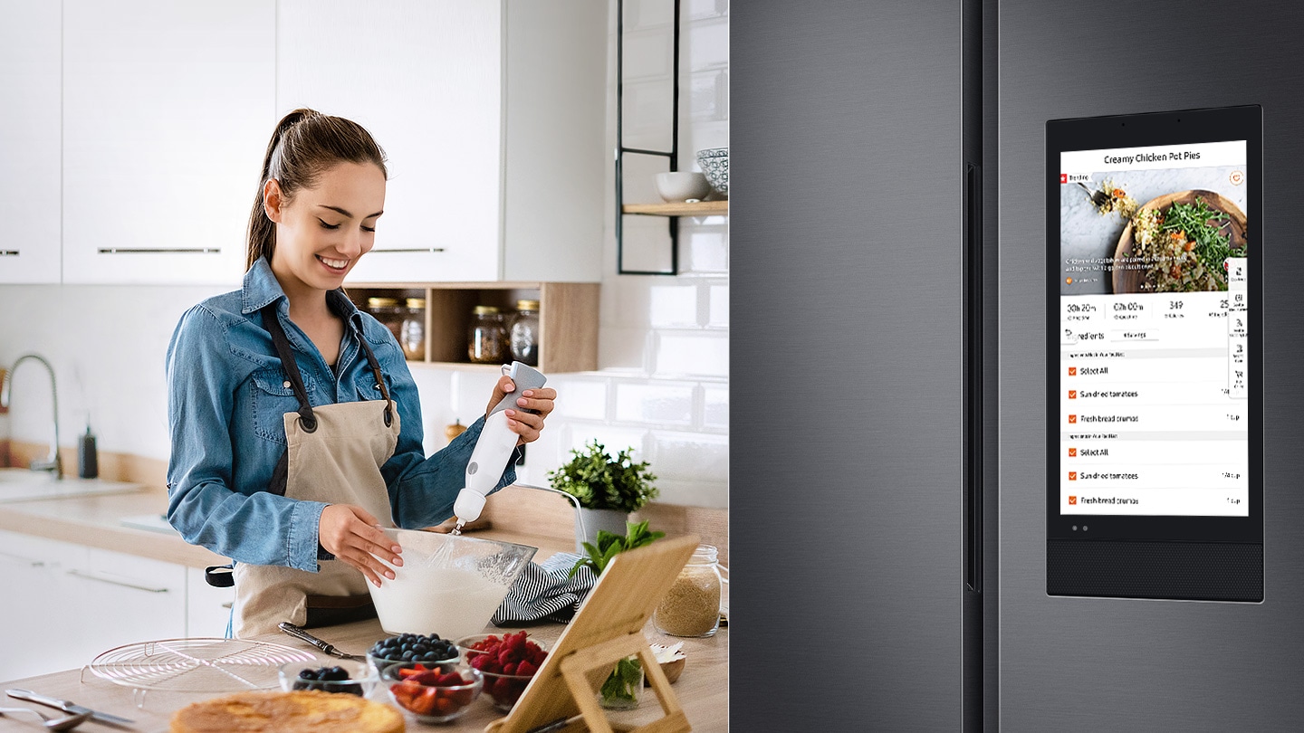 Explore the Family Hub feature on the Samsung Side by Side Refrigerator & discover more big refrigerator models at Samsung Malaysia!