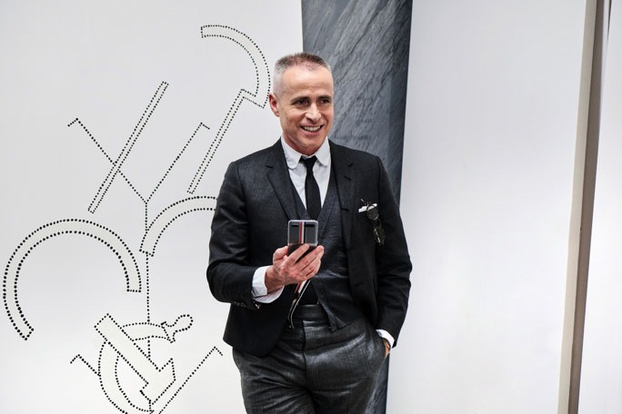 thom browne phone