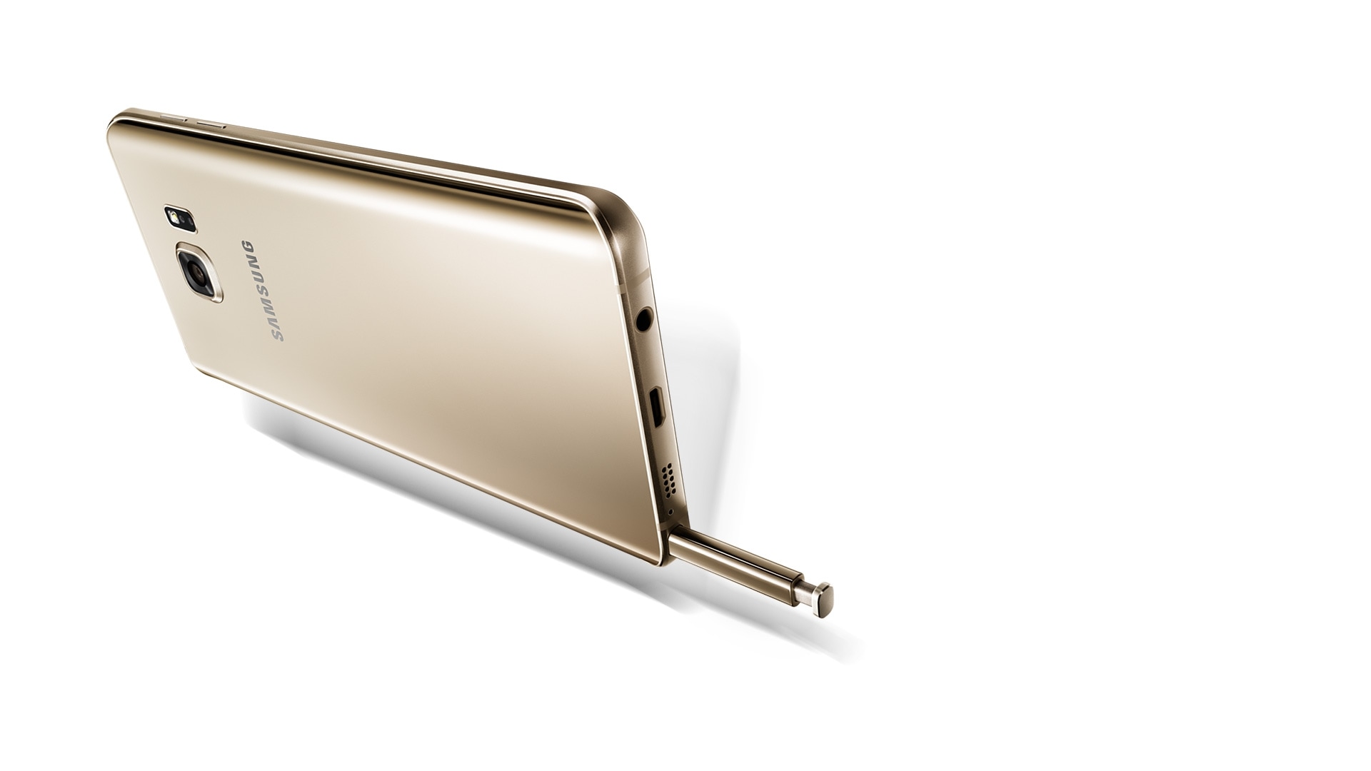 An image showing the Galaxy Note5 being used with an S Pen.
