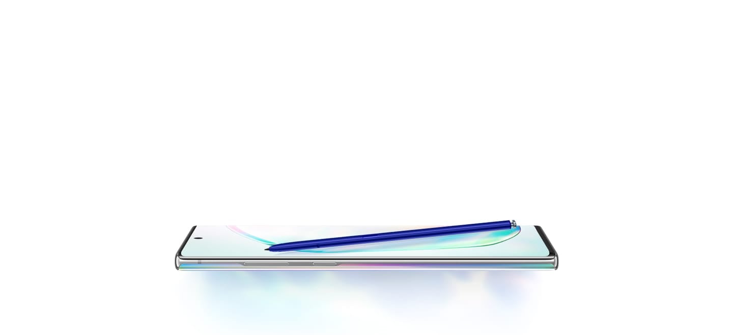 Galaxy Note10 plus posé écran vers le haut avec un fond d’écran graphique et le S Pen bleu posé sur l’écran