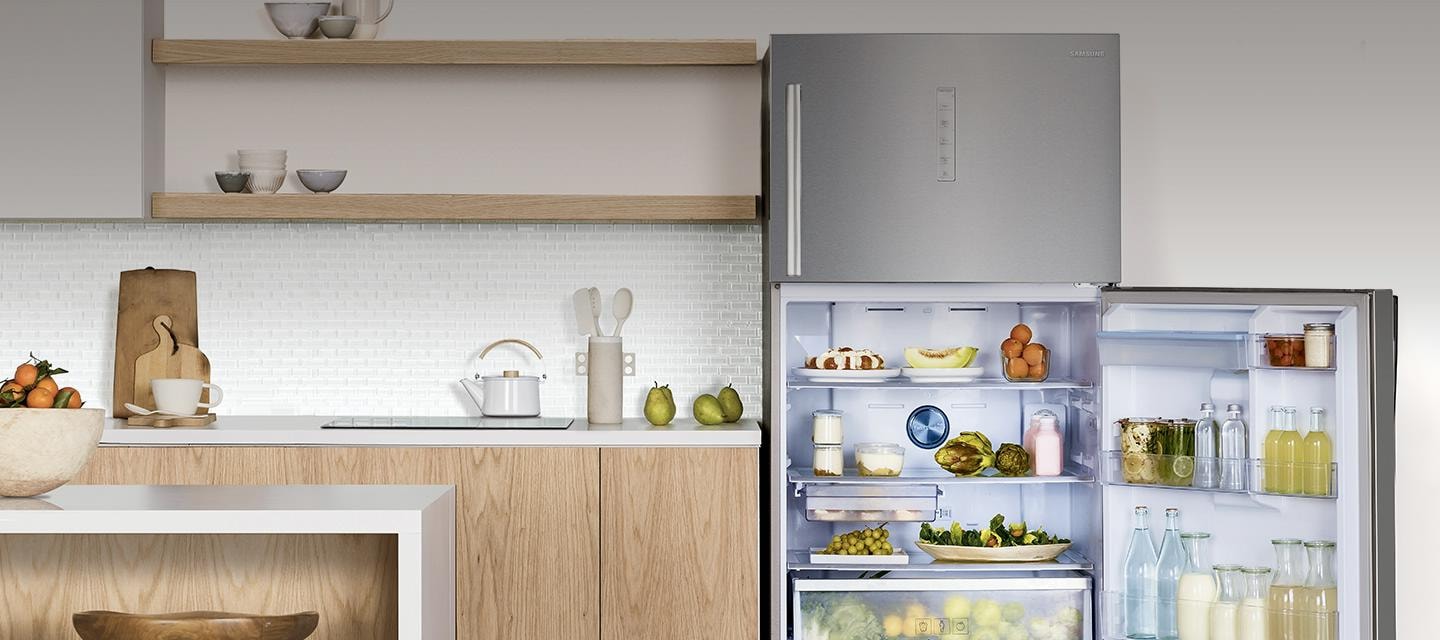 Виж всички промоционални хладилници Samsung на едно място!