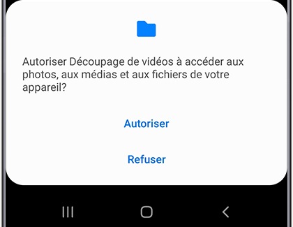 S'il s'agit de la première fois que vous utilisez l'outil de découpage de vidéos, il vous sera demandé d'approuver l'accès de l'outil aux fichiers multimédias stockés sur votre appareil mobile en touchant Autoriser. Sinon passez directement à l'étape suivante.
