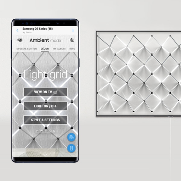 La imagen muestra el nuevo patrón de modo Ambiente del QLED 2019 “Cuadrícula clara” y un teléfono inteligente para aplicar el patrón mediante la aplicación SmartThings.