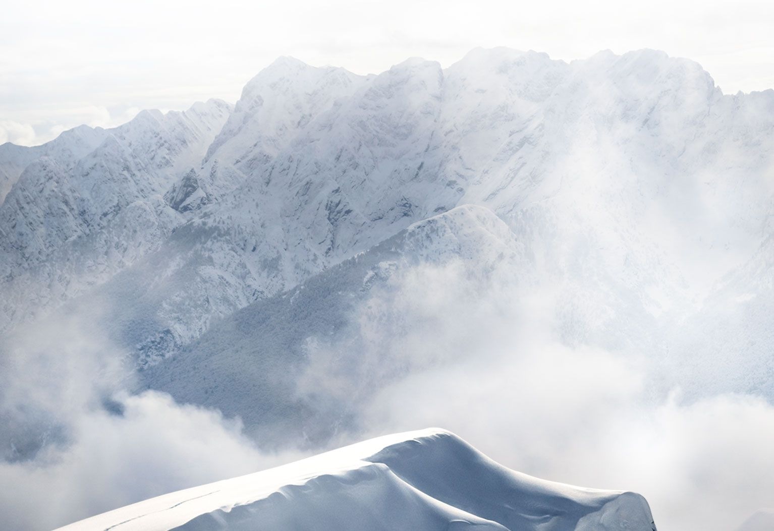 Image of mountains covered in snow