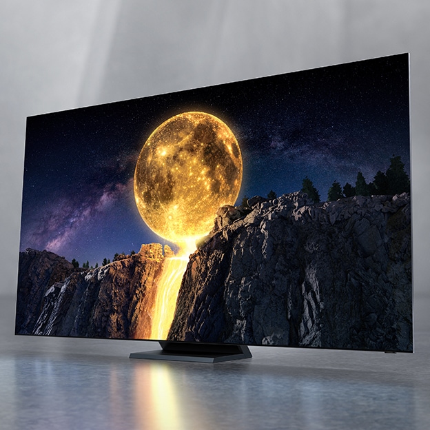Samsung 2020 QLED TV which has complete Quantum Dot technology is being shown with the intensely shining moon on the screen. 