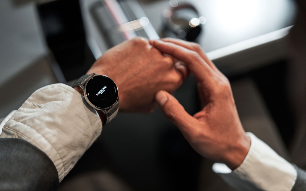 thom browne galaxy watch 3
