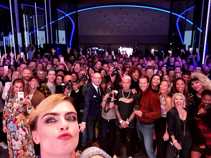 Introducing Spaceselfie Be Yourself In Every Selfie Samsung Ie Introducing Spaceselfie Be Yourself In Every Selfie Samsung Ie