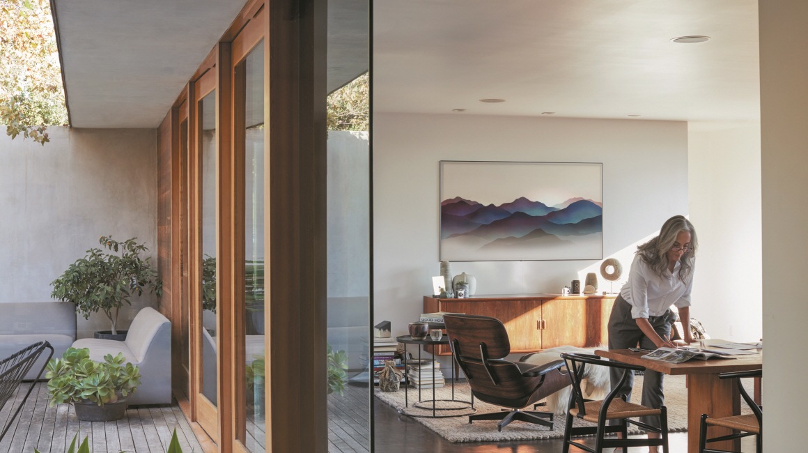 Samsung TV Gallery QLED TV The Frame Premium UHD TV GLOBAL