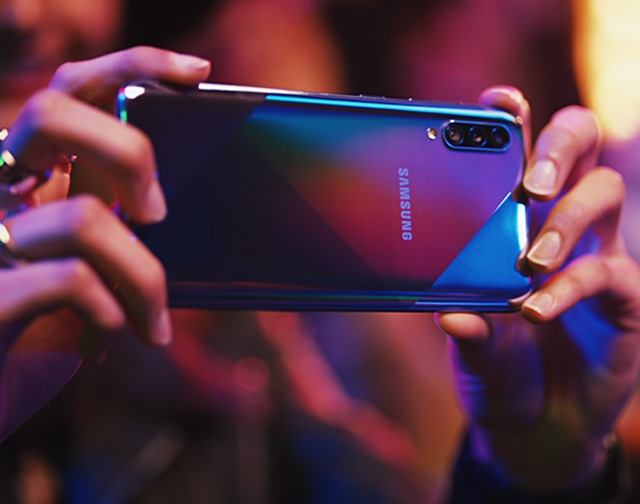 samsung galaxy a70s camera features