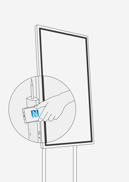 Egy kép, amelyen látható, hogy egy Samsung Flip eszközt és egy okostelefont NFC-n keresztül csatlakoztattak.