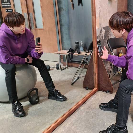 42+ Bts Jin Bts Samsung Photoshoot 2020 Background