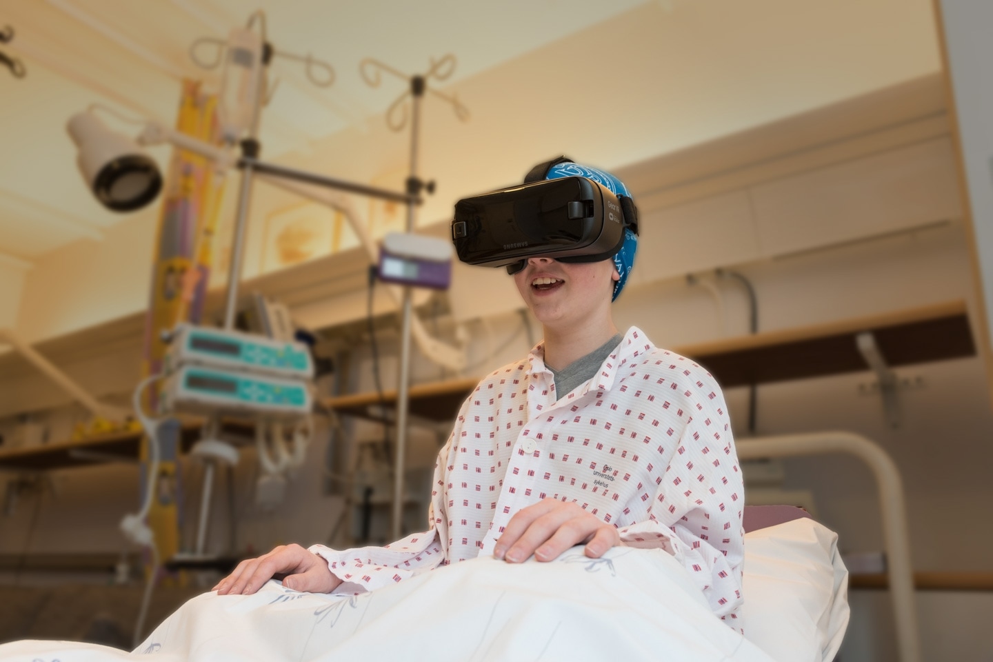 VR-teknik ger cancerdrabbade barn en kreativ tillflyktsort