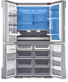 메탈이 적용된 냉장고 상부와 오른쪽 문 부분을 파란색으로 표시한 냉장고 내부 모습입니다.
