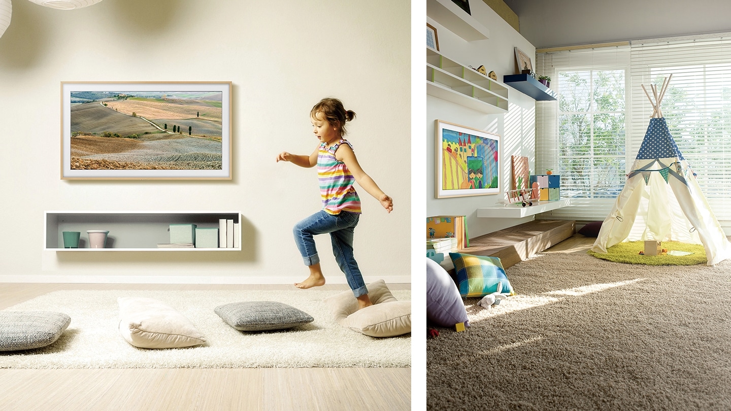 一張顯示兩個不同客廳的分割圖片，掛放在牆上的THE FRAME美學電視展示了不同風格的藝術品。在左邊，一名孩子在枕頭上跳躍，在右邊，一個三角形帳篷在舖有地毯的地板上。