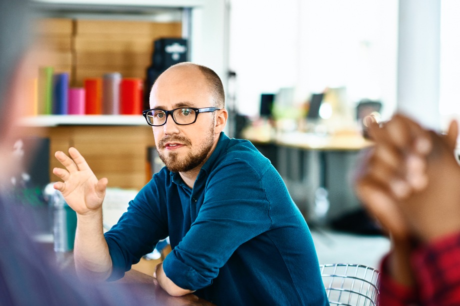 As competências de escuta ativa podem ajudá-lo a lembrar-se de ideias importantes.