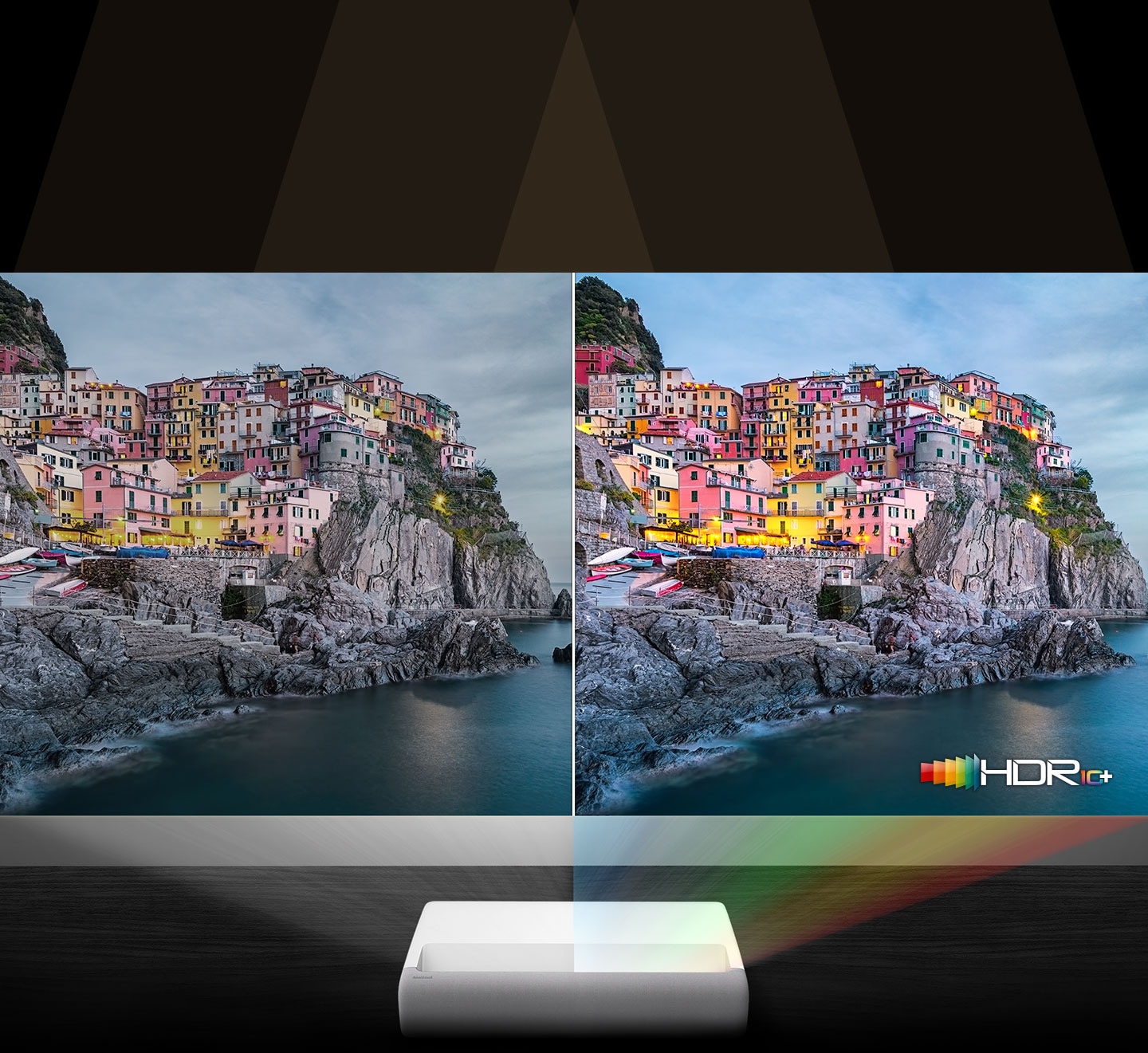 Using laser technology, The Premiere is showing two screens for comparing hdr 10 plus and to emphasize 4K image quality.
