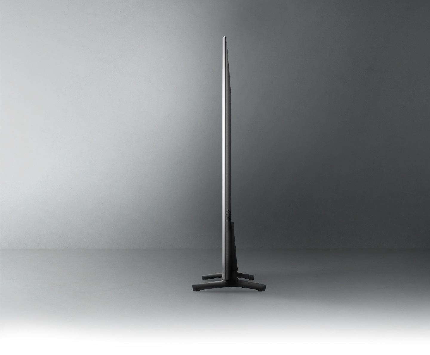 Profile view of QLED TV shows ultra slim design of QLED TV AirSlim.