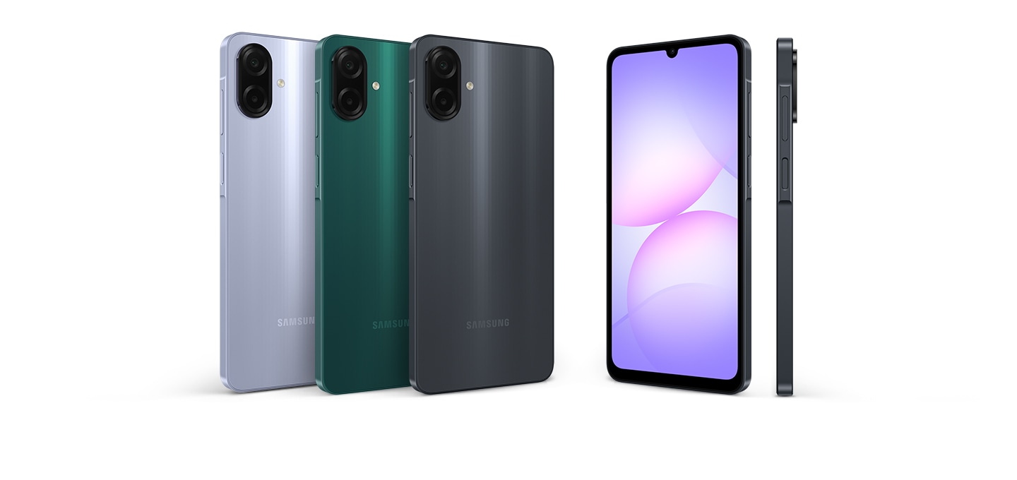 Le Galaxy A07 présenté en noir, violet clair et vert sous plusieurs angles, mettant en valeur son design élégant et fin.