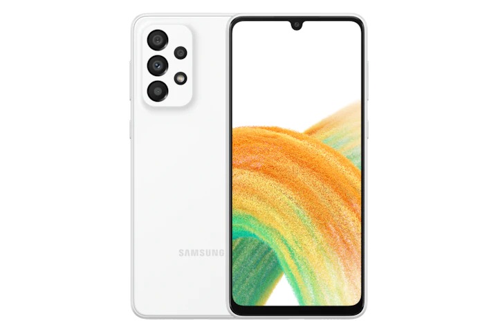 3. يظهر هاتف Galaxy A33 5G باللون الأبيض الرائع من الأمام مع ظهور خلفية ملونة على شاشته. يدور الهاتف ببطء ليعرض الشاشة، ثم الجانب الانسيابي المستدير الذي يشتمل على حامل بطاقة SIM، ثم السطح غير اللامع وفتحة الكاميرا الصغيرة للغاية في الجانب الخلفي، وبعدها يتوقف عندما يظهر الجانب الأمامي مرة أخرى.