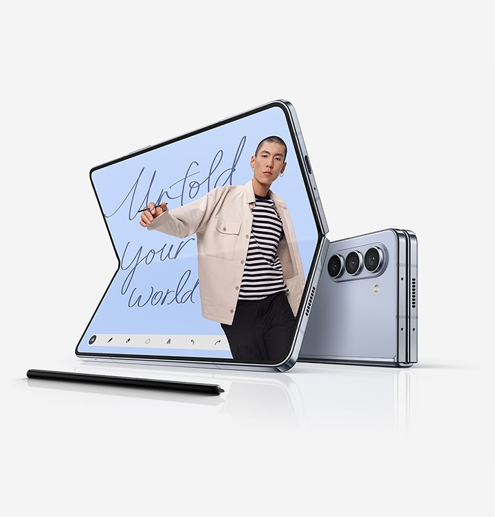 Business | Galaxy Z Fold5 | SM-F946BZKGAFA | Samsung Africa