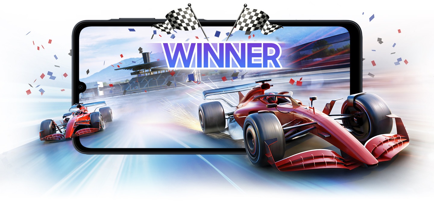 Pantalla del Galaxy A07 mostrando un juego de carreras de alta velocidad, que destaca su potencia para juegos, streaming y multitarea.