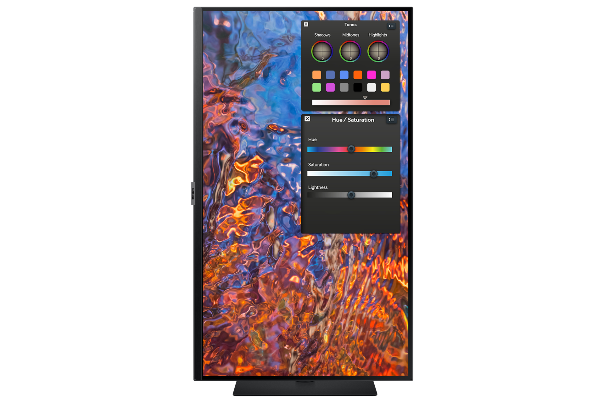 32" UHD Monitor with DCI-P3 98%, HDR and USB type-C Pivot Black 