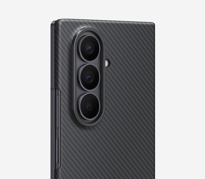 Galaxy Z Fold7 Carbon Shield Case