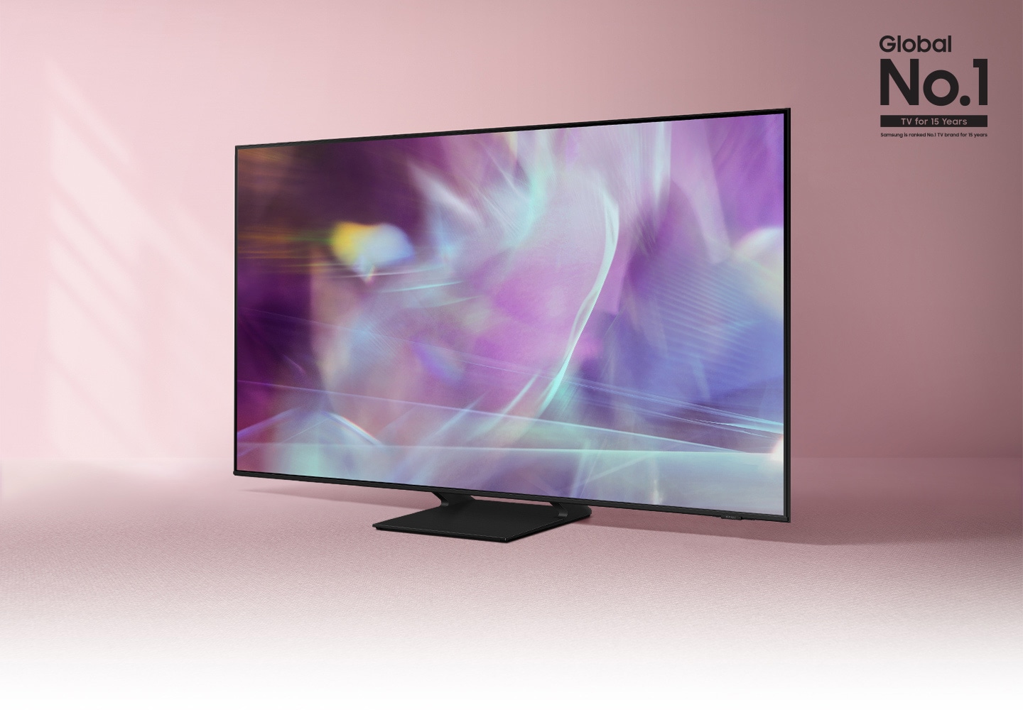 Q60A displays intricately blended color graphics which demonstrate long-lasting colors of Quantum Dot technology.