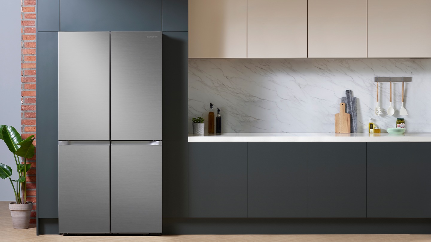 The premium flat door design Samsung 649L French Door refrigerator Good Design winner