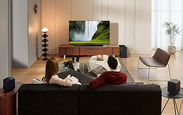 Q930C with woofer and TV