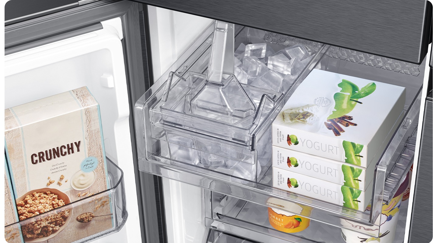 Dual Auto Ice Maker offers the convenience of both Cubed Ice and Ice Bites.