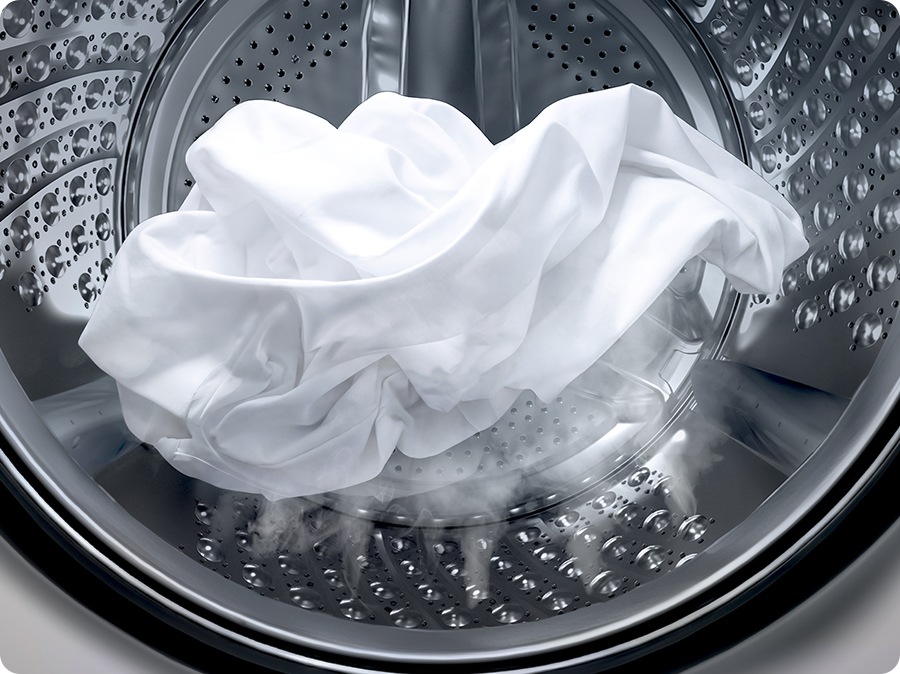 A shirts is inside the washer drum, surrounded by steam. Steam Wash effectively eliminates 99.9% of bacteria* & inactivates allergens**. Steam wash certified by BRITISH ALLERGY FOUNDATION and ALLERGY UK SEAL OF APPROVAL.