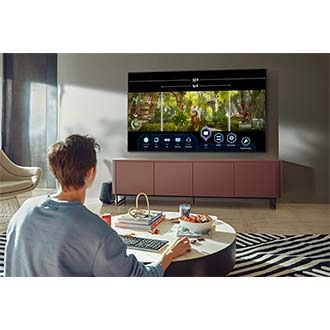Samsung QLED QN85A is the best gaming tv by using Motion xcelerator turbo+