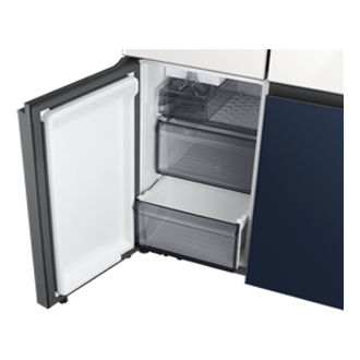 [détá~íl Wh~íté]