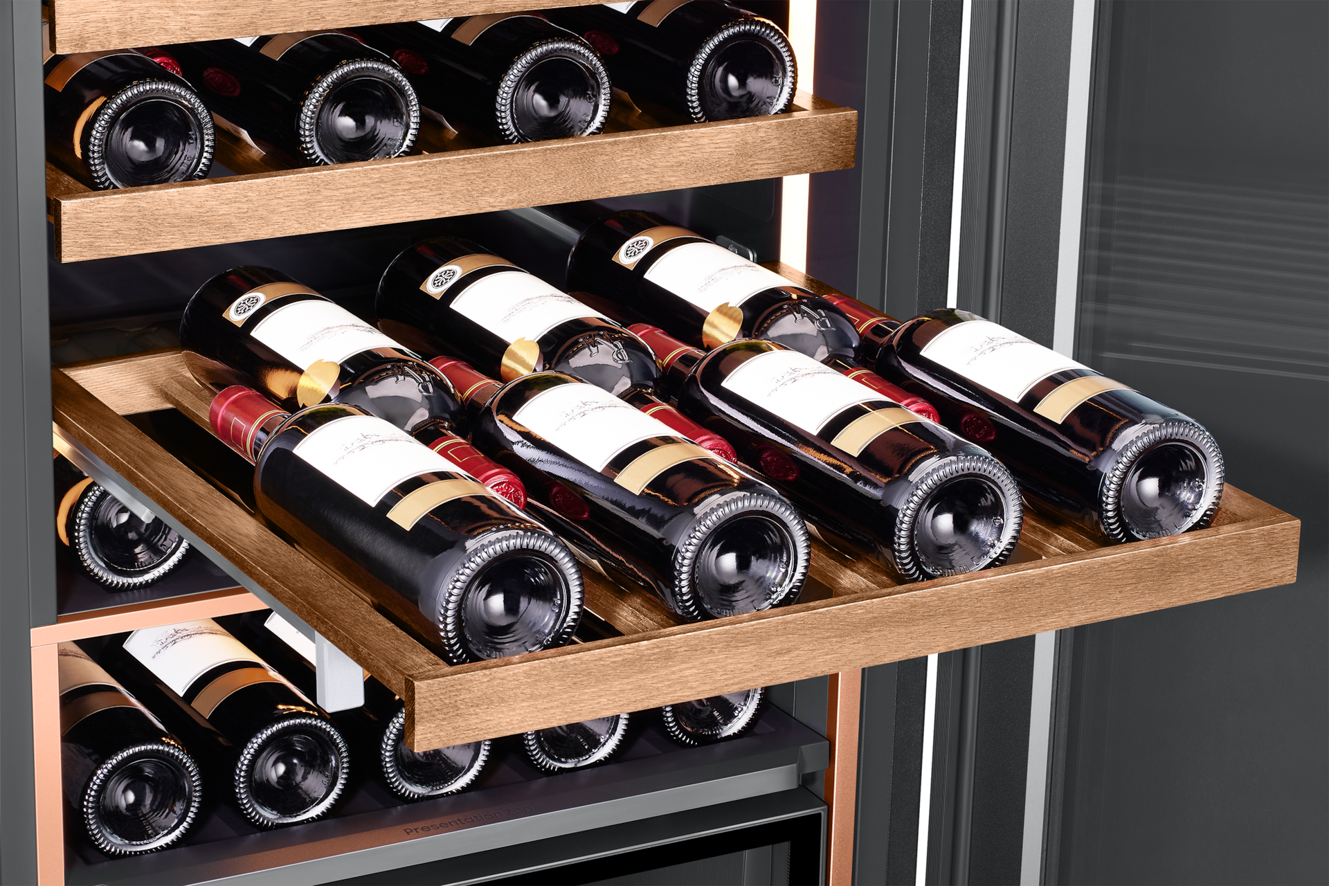 detail10-with-wine Black