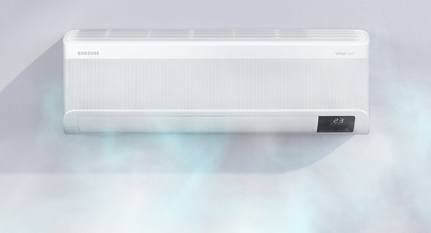WindFree™ Soyutma vasitəsilə sərin havanı yumşaq və səssiz şəkildə dağıtan divara quraşdırılmış kondisioneri göstərir.