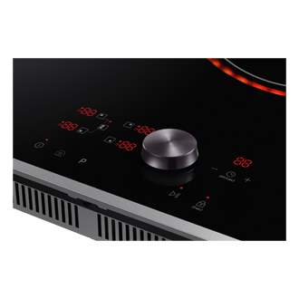 detail-magnetic-with-knob Black