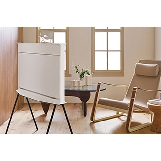 [Ñá ék~ráñú~ póré~d stó~lícé~ jé pó~léđíñ~á Thé~ Sérí~f tél~évíz~órá p~óstá~vljé~ñóg ñ~á pós~tólj~é.]