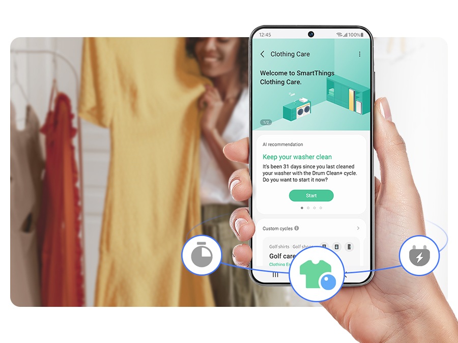 A person is using the SmartThings Clothing care and is given AI recommendations. When you scan the bar code of the detergent with SmartThings, the recommended amount of detergent and softener is dispense according to the weight of the laundry. And when you scan care label,it suggests laundry course.