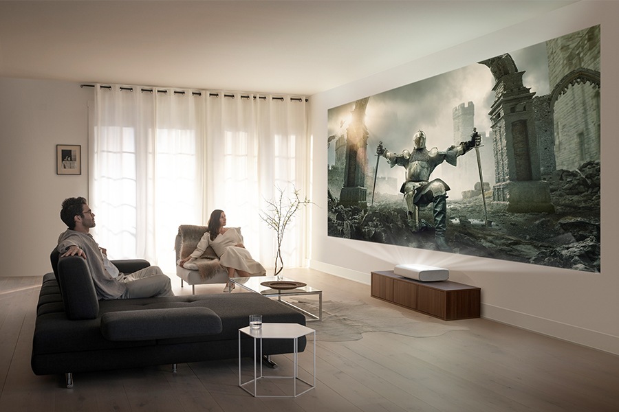 dynamic-r-perspective White