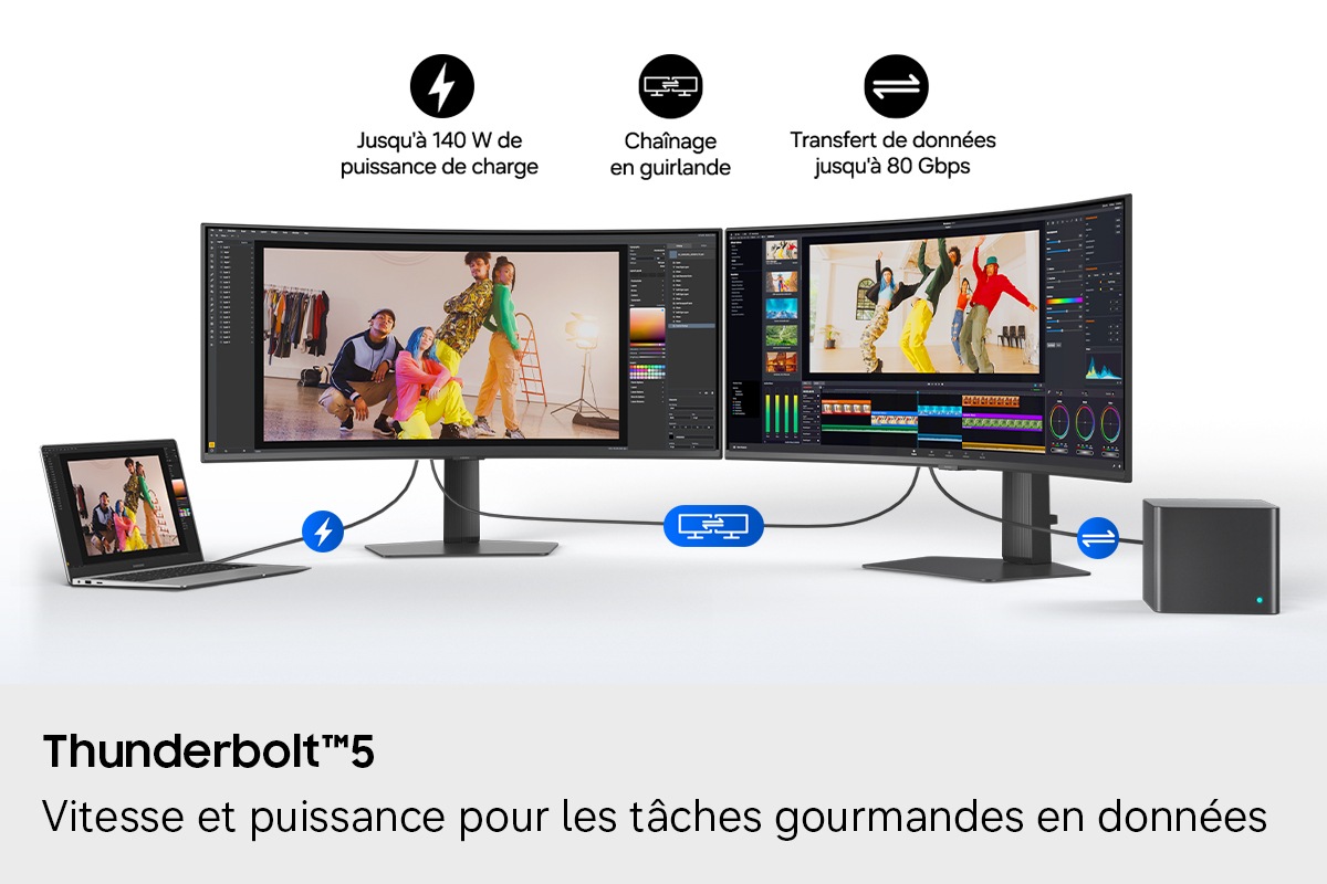 Thunderbolt™5. Vitesse et puissance pour les tâches gourmandes en données. Deux moniteurs sont reliés en série. L'un des moniteurs est connecté à un ordinateur portable et affiche une puissance de charge allant jusqu'à 140 W, tandis que l'autre moniteur est connecté à un PC et affiche une vitesse de transfert de données allant jusqu'à 80 Gbps.