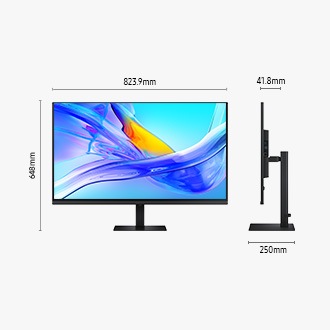 Размери на 37-инчовия Samsung ViewFinity S8 S80UD (823,9 x 648 x 250 мм) с черна стойка и дълбочина на екрана от 41,8 мм без стойката. Екранът показва абстрактни цветни шарки.