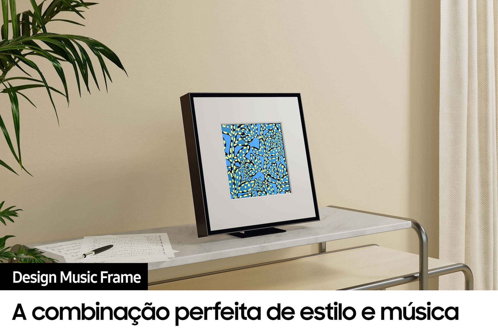 front-with-stand Black