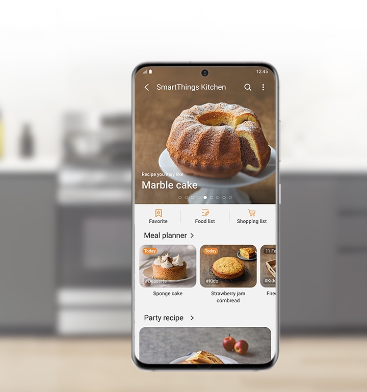 Shows a recipe on a smartphone, with options to add to Favorites or a meal plan, check available food or buy ingredients.