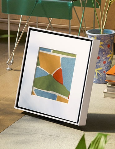 Music Frame with Color Bezel.