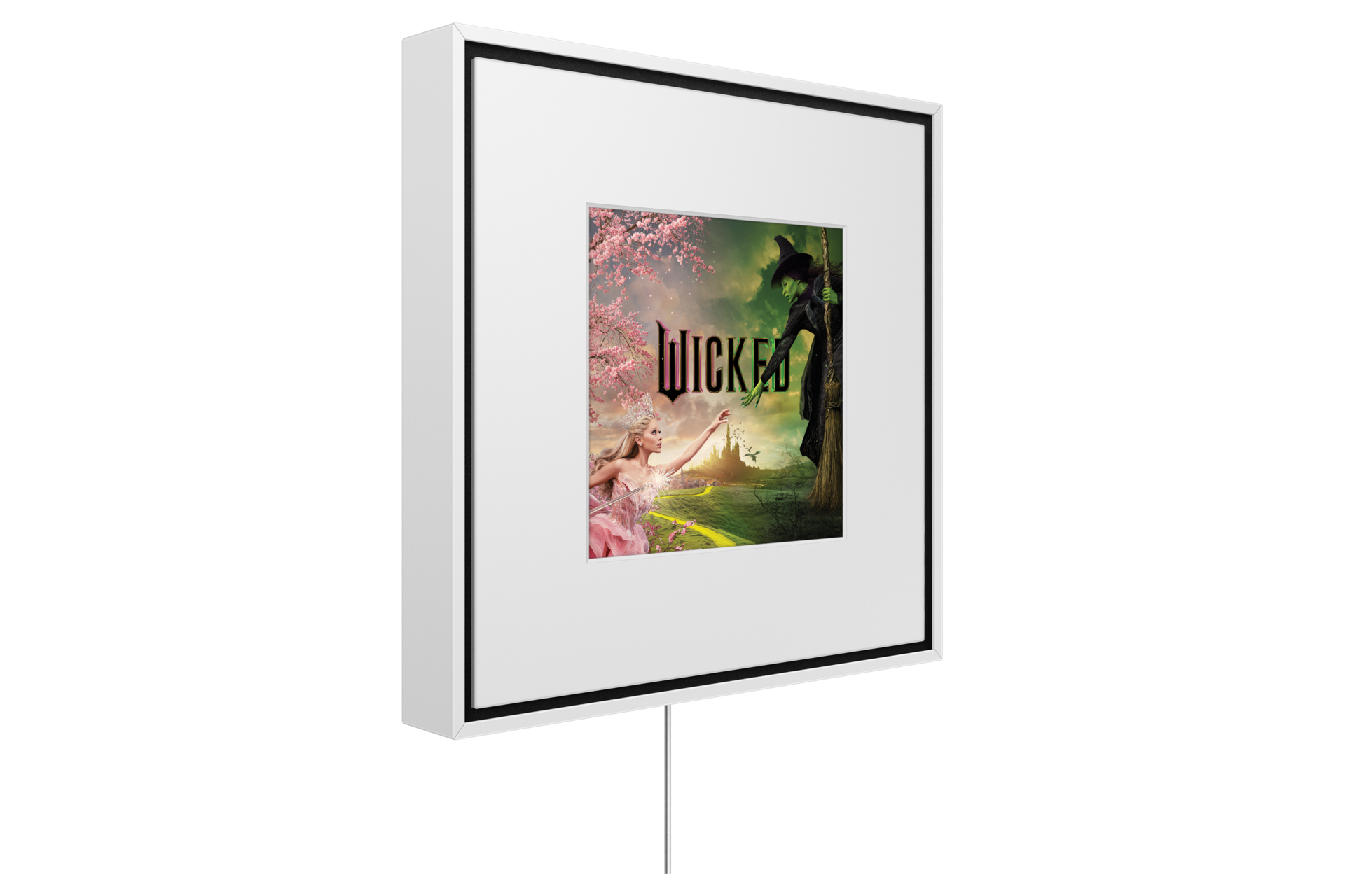 l-perspective-dynamic-with-wall-mount White